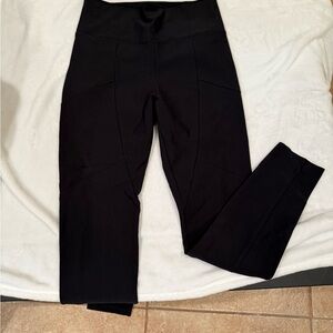 Women's Athleta Stellar City Tight size 4